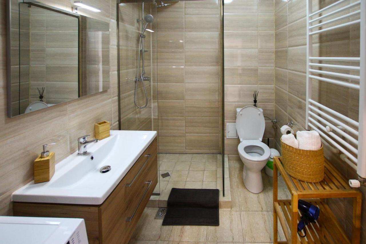 Fratelli Apartments Summerland مامايا المظهر الخارجي الصورة